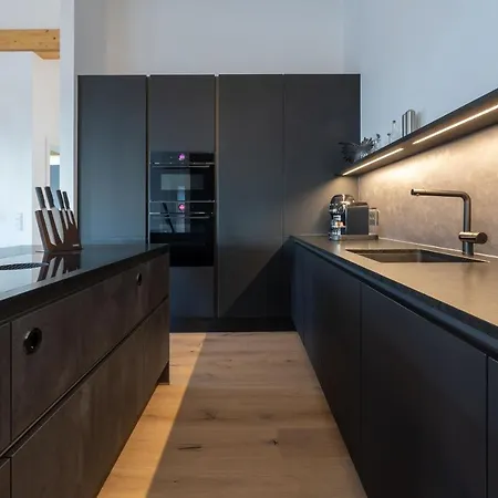 Beatrice Penthouse Beachloft *