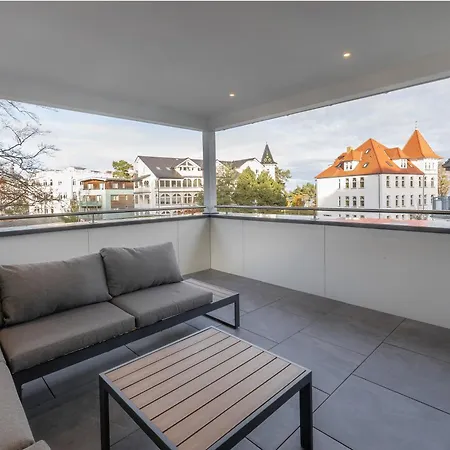 Beatrice Penthouse Beachloft Binz