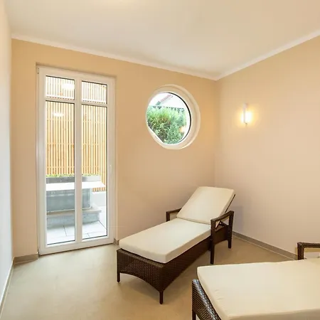 Beatrice Penthouse Beachloft Binz